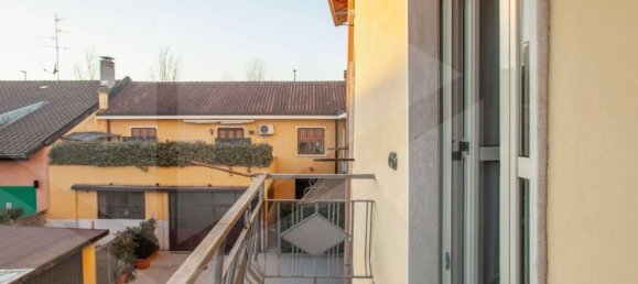 2 rooms Apartment in Limbiate, Italy No. 18916 14