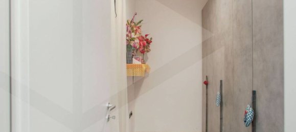 2 rooms Apartment in Limbiate, Italy No. 18916 11