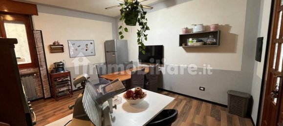 3 Schlafzimmer Haus in Galliate, Italy, Nr. 162355 4