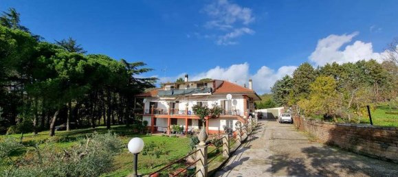 12 chambres Villa à Trevignano Romano, Italy No. 105988 20