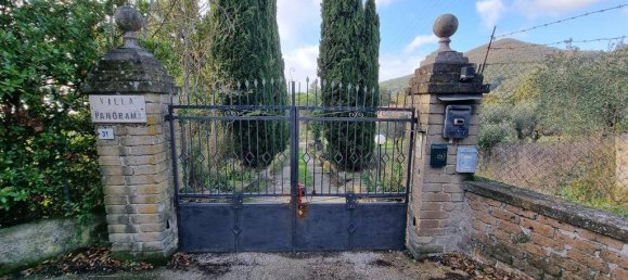 12 chambres Villa à Trevignano Romano, Italy No. 105988 3