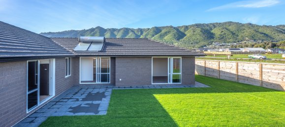 3 bedrooms House in Waikanae, New Zealand No. 102 6