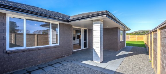 3 bedrooms House in Waikanae, New Zealand No. 102 2