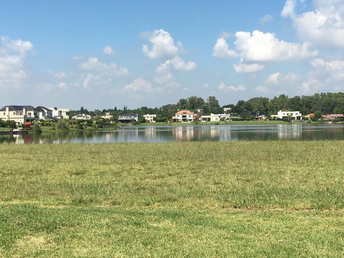  Land in Tigre, Argentina No. 43649