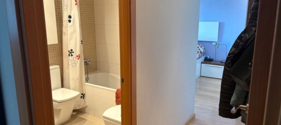 3 bedrooms Penthouse in Lleida, Spain No. 142232 4