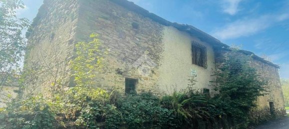 2 bedrooms House in Coassolo Torinese, Italy No. 175596 3