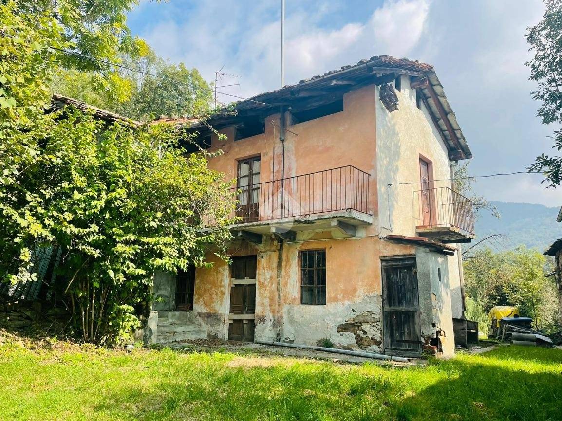 2 bedrooms House in Coassolo Torinese, Italy No. 175596