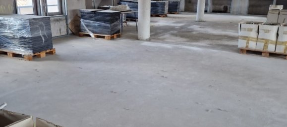 1926m² Office in Vercelli, Italy No. 89652 6