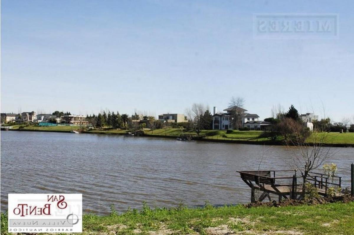  Land in Tigre, Argentina No. 110525