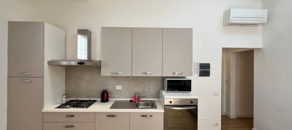 3 Schlafzimmer Wohnung in Florence, Italy, Nr. 344861 2