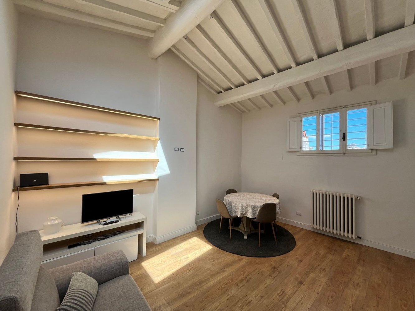 3 Schlafzimmer Wohnung in Florence, Italy, Nr. 344861