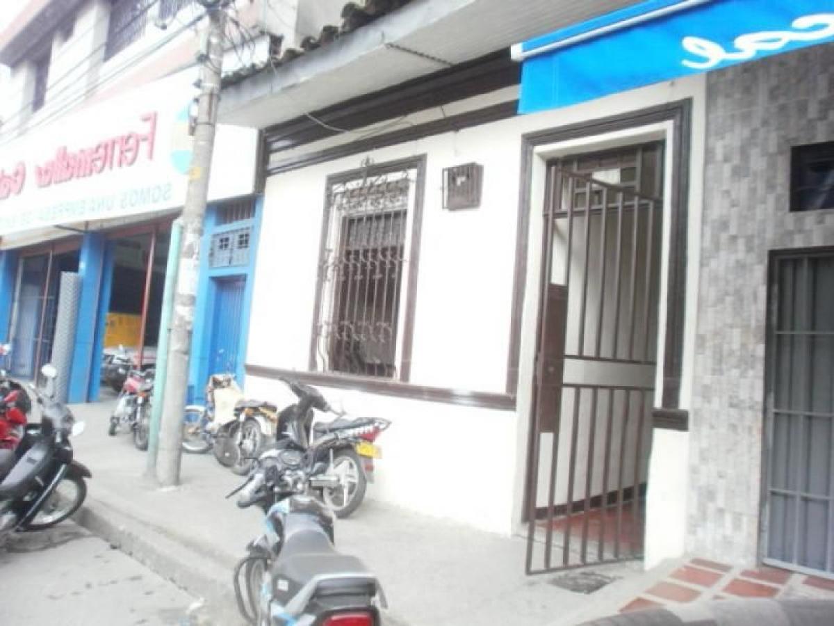 Casa de 4 dormitorios en Valle del Cauca, Colombia No. 8417