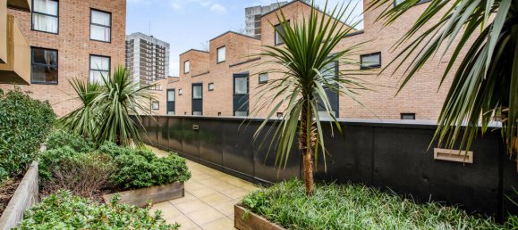 1 bedroom Apartment in Erith, United Kingdom No. 10942 13