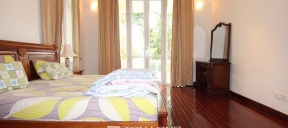 5 bedrooms Villa in Tay Ho, Vietnam No. 822 7