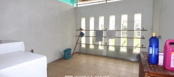 5 bedrooms Villa in Tay Ho, Vietnam No. 822 14