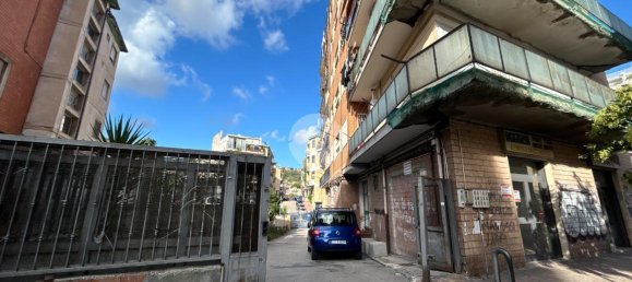 Apartamento de 4 habitaciónes en Naples, Italy No. 131554 5