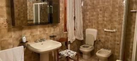 8 rooms House in Bondeno, Italy No. 172329 6