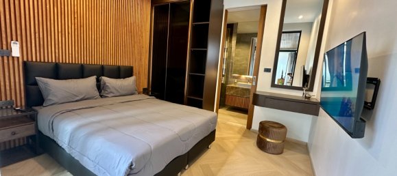 Villa de 3 dormitorios en Bang Tao, Thailand No. 8640 7