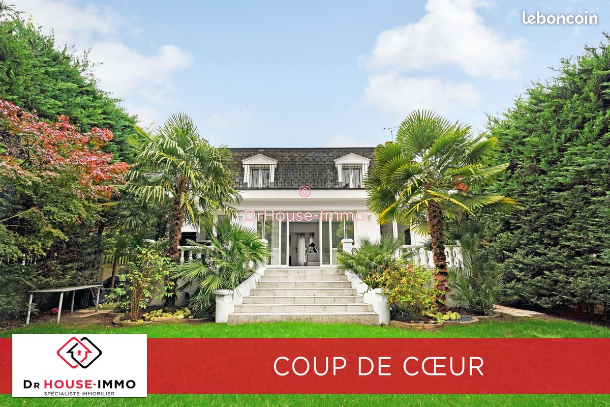 4 Schlafzimmer Schlösser in Joinville-le-Pont, France, Nr. 322289