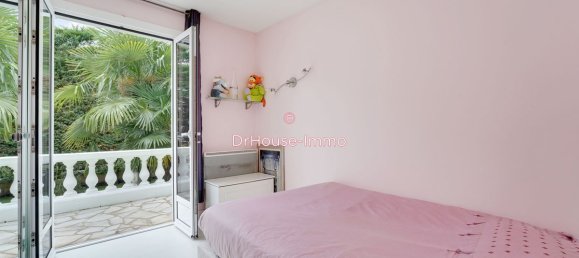 4 Schlafzimmer Schlösser in Joinville-le-Pont, France, Nr. 322289 11
