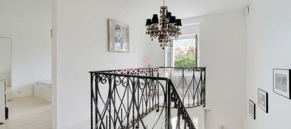 4 Schlafzimmer Schlösser in Joinville-le-Pont, France, Nr. 322289 10