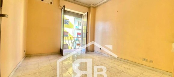 2 bedrooms Apartment in Palermo, Italy No. 347153 7