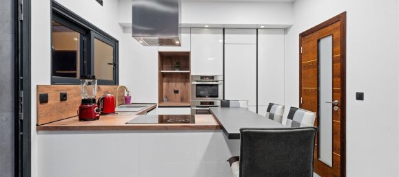 Casa de 3 dormitorios en Funchal, Portugal No. 25074 8