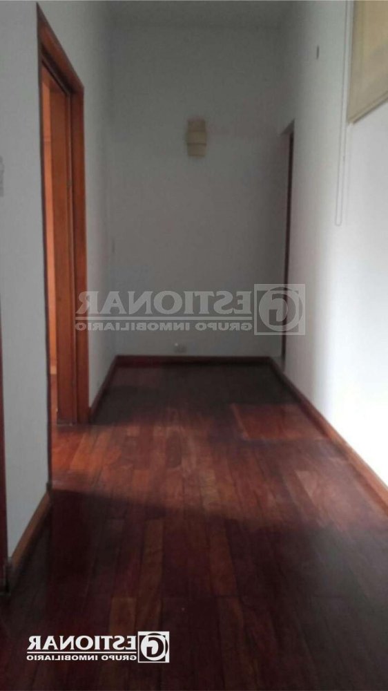 Studio in Lanus, Argentina No. 10665