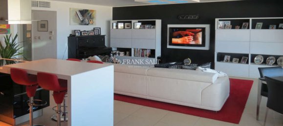 Ático de 3 dormitorios en Saint Julian's, Malta No. 8612 8