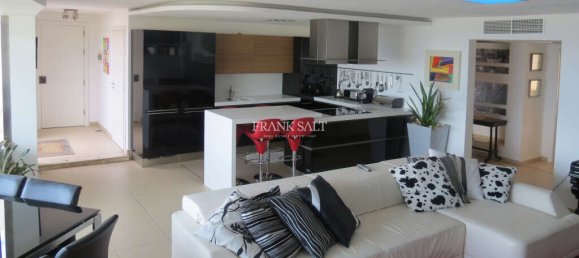 Ático de 3 dormitorios en Saint Julian's, Malta No. 8612 14