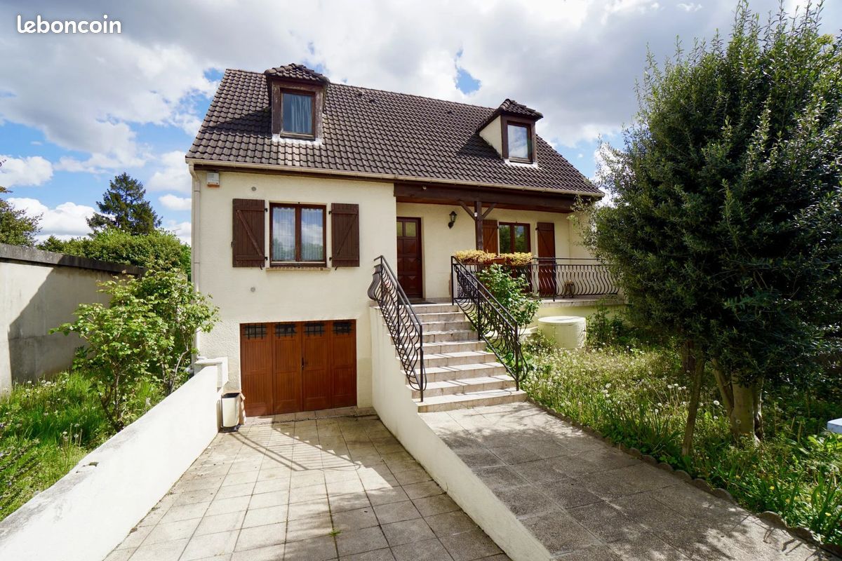 4 chambres Maison à Aulnay-sous-Bois, France No. 182358