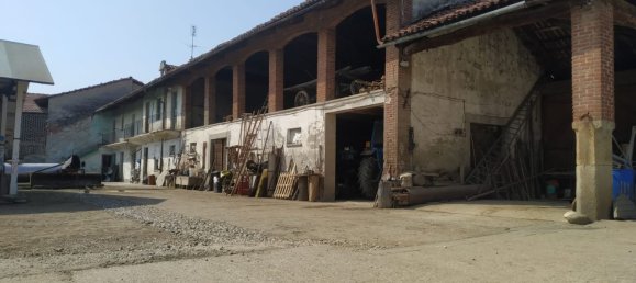 6 rooms House in Castagnole Piemonte, Italy No. 70735 16