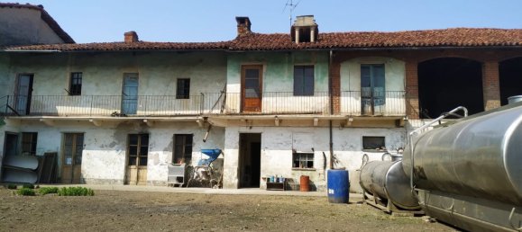 6 rooms House in Castagnole Piemonte, Italy No. 70735 19