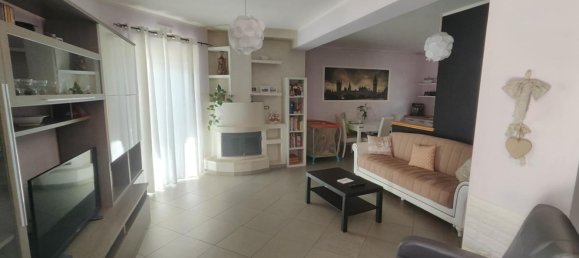 6 rooms Villa in Rogliano, Italy No. 268947 8