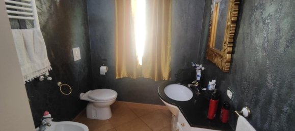 6 rooms Villa in Rogliano, Italy No. 268947 12