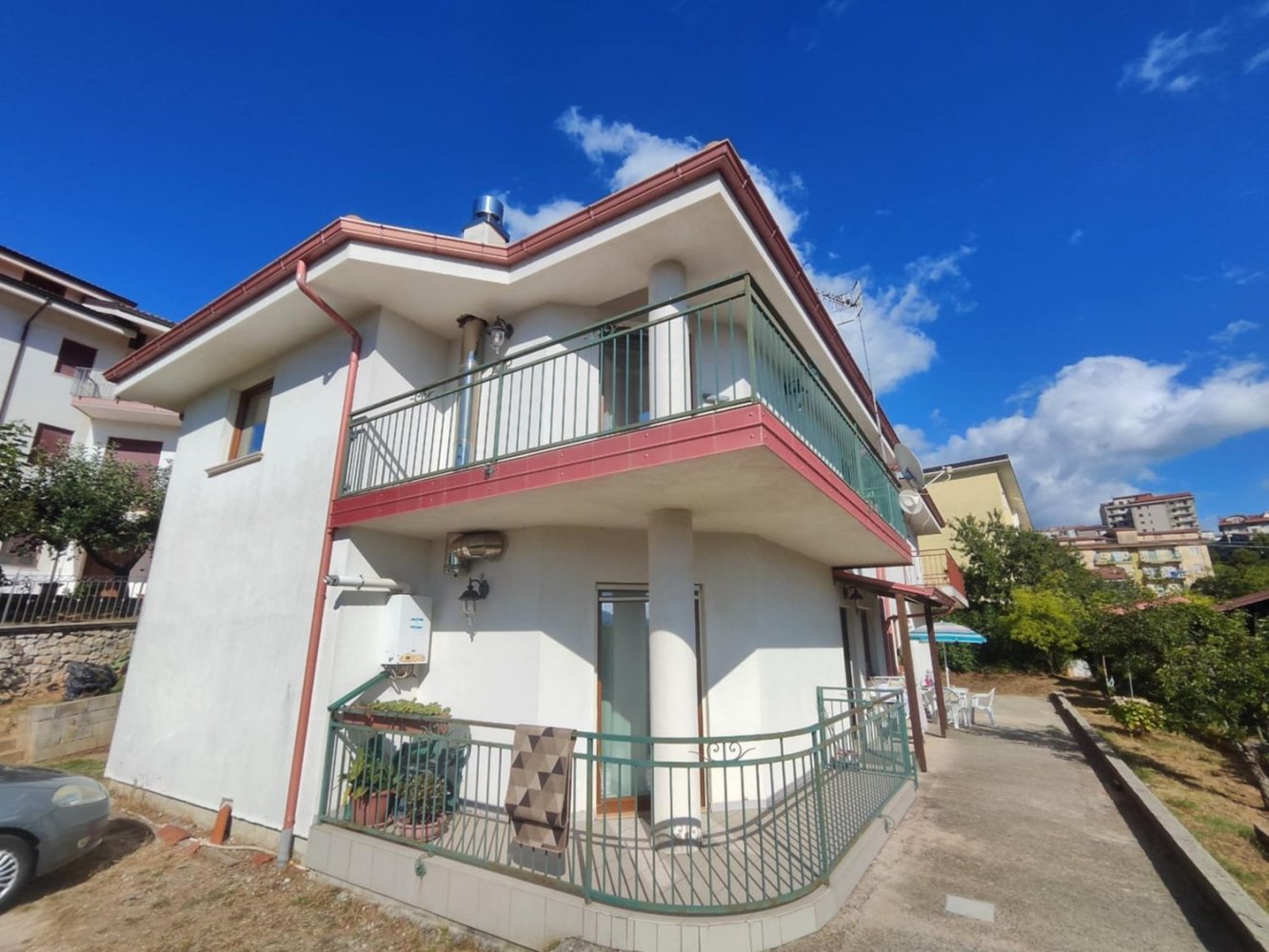 6 rooms Villa in Rogliano, Italy No. 268947