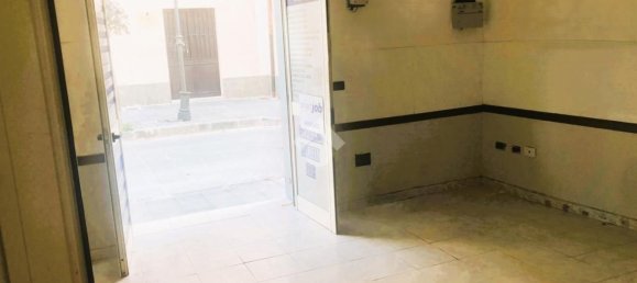 30m² Office in Frignano, Italy No. 292878 7