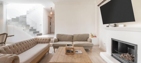 5 bedrooms Townhouse in Marbella, Spain No. 246150 4