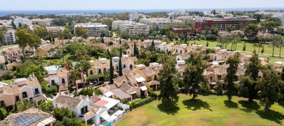 5 bedrooms Townhouse in Marbella, Spain No. 246150 68