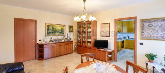 3 bedrooms Apartment in Seregno, Italy No. 138478 4