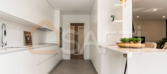 3 chambres Duplex à Montijo, Portugal No. 142438 6