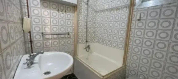 3 bedrooms Apartment in L'Hospitalet de Llobregat, Spain No. 138631 28