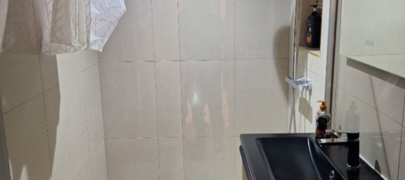 3 bedrooms Apartment in Reims, France No. 154998 4