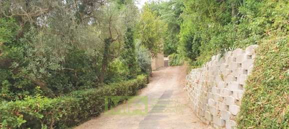 10-Zimmer Haus in Belmonte Piceno, Italy, Nr. 103573 38