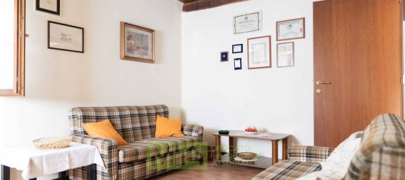 10-Zimmer Haus in Belmonte Piceno, Italy, Nr. 103573 12