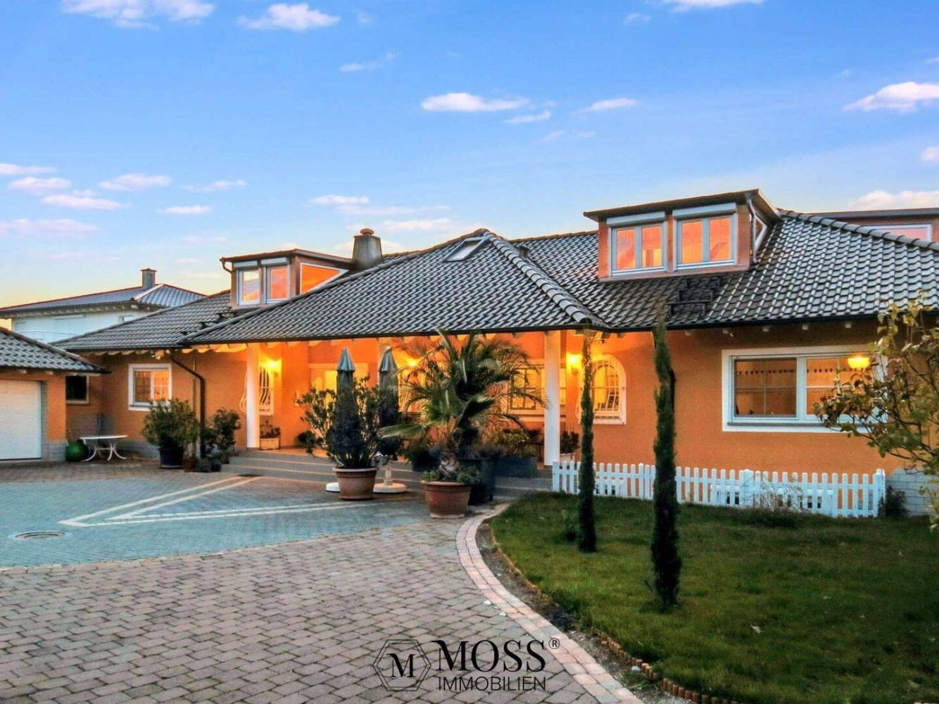 9 Schlafzimmer Gewerbliche Immobilie in Emmendingen, Germany, Nr. 298669