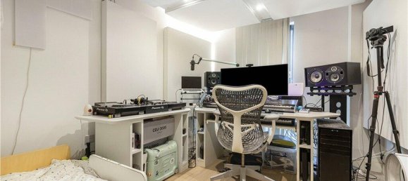 2 bedrooms Apartment in London, United Kingdom No. 8683 11