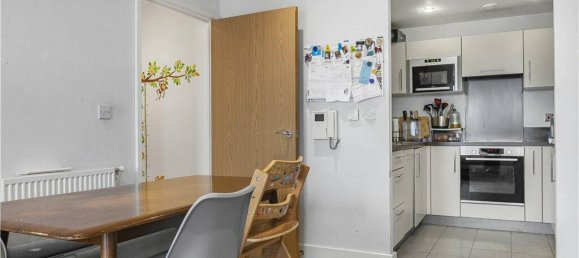 2 bedrooms Apartment in London, United Kingdom No. 8683 4