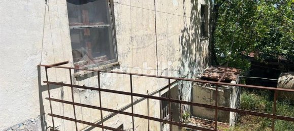 3 Schlafzimmer Haus in Civitella Casanova, Italy, Nr. 221954 3