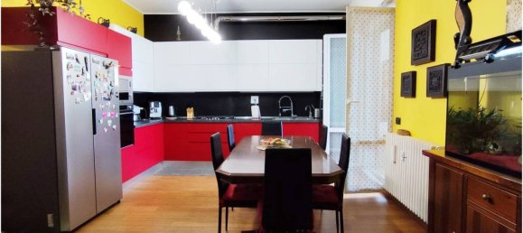 2 bedrooms Apartment in Baranzate, Italy No. 272830 4